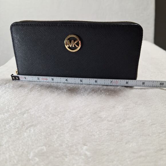 MICHAEL KORS Long Wallet MK Metal Logo Round Zip Black Plain Women's 4"x7" - Picture 7 of 10